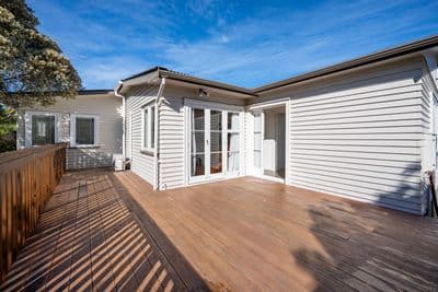 1/31 Lavelle Road, Henderson, Waitakere City, Auckland | Tall Poppy 