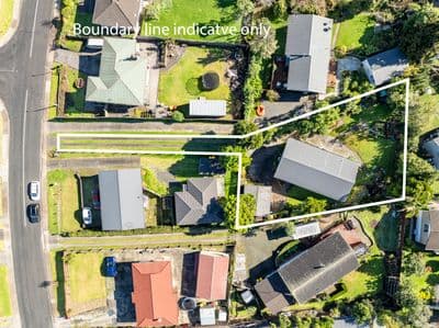 13 Helleur Road, Massey, Waitakere City, Auckland | Tall Poppy 