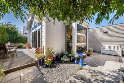 6B Adams Lane, Springlands, Blenheim, Marlborough | Tall Poppy 