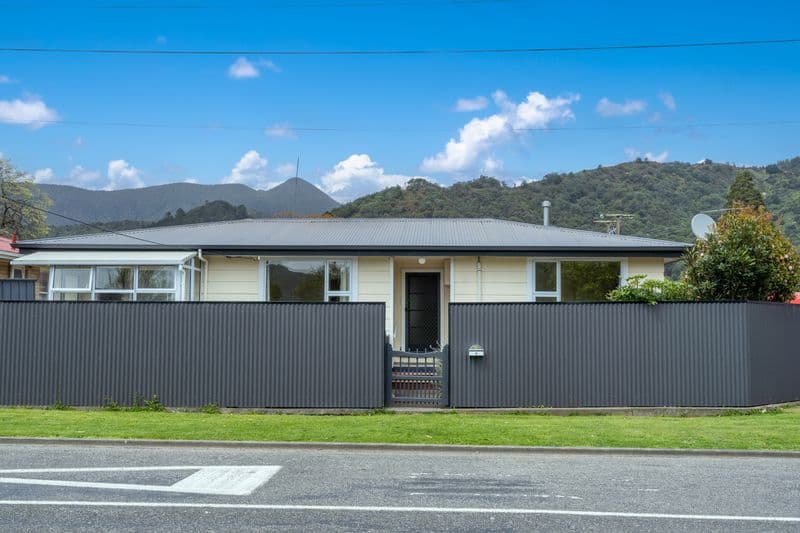 8 Buller Street, Picton, Picton, Marlborough | Tall Poppy 
