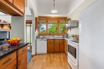 13 Dillons Point Road, Islington, Marlborough, Marlborough | Tall Poppy 