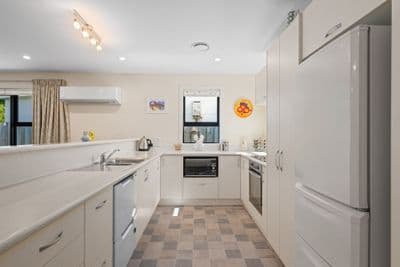 30 Howick Road, Redwoodtown, Blenheim, Marlborough | Tall Poppy 