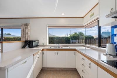 1/76 Alabama Road, Redwoodtown, Blenheim, Marlborough | Tall Poppy 