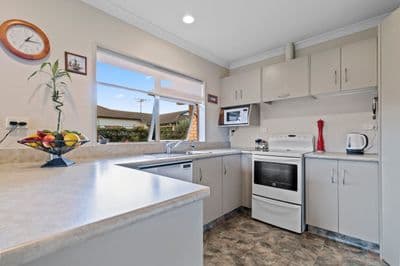 12 Twickenham Close, Katikati, Western Bay Of Plenty, Bay of Plenty | Tall Poppy 