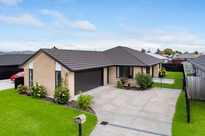25 Fearnley Grove, Pyes Pa, Tauranga