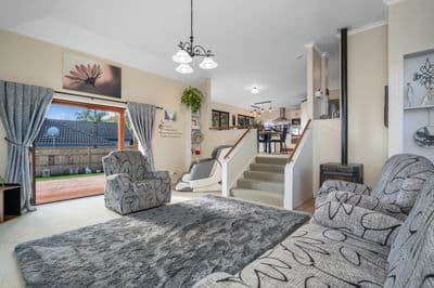 2 Holcombrooke Lane, Welcome Bay, Tauranga, Bay of Plenty | Tall Poppy 