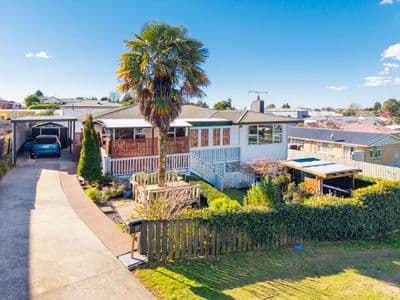 25 Robins Road, Judea, Tauranga, Bay of Plenty | Tall Poppy 