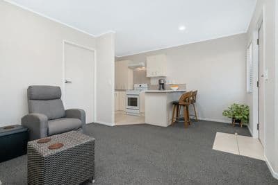 2/166 Waihi Road, Judea, Tauranga, Bay of Plenty | Tall Poppy 