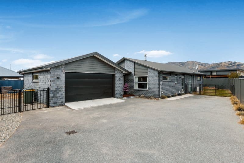 7 Electric Place, Cromwell, Central Otago