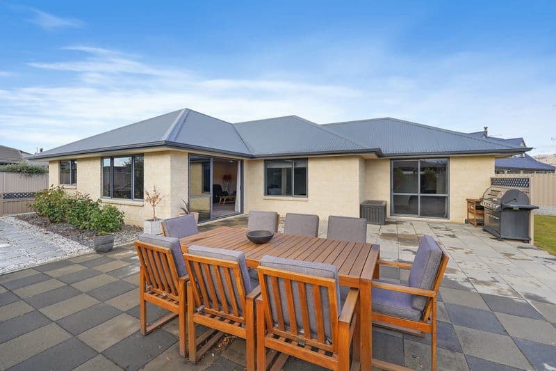 17 Larch Crescent, Alexandra, Central Otago