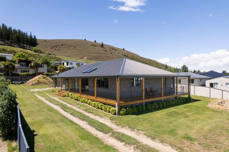 72 Shields Street, Clyde, Central Otago