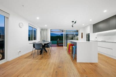3 De Bettencor Place, Mount Pisa, Central Otago, Otago | Tall Poppy 