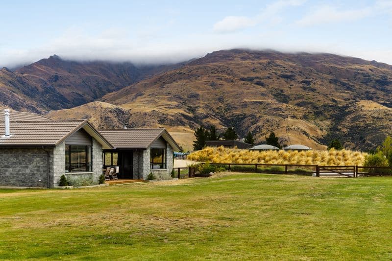 11 Macmillan Lane, Mount Pisa, Central Otago