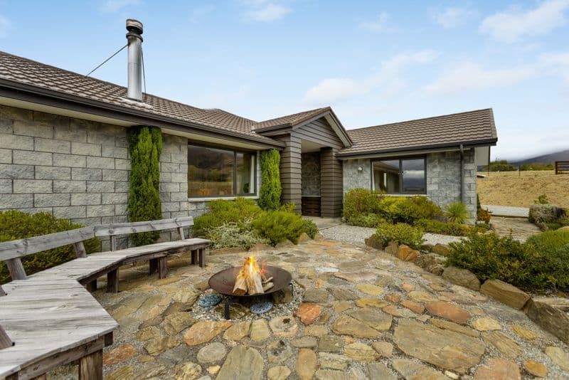 11 Macmillan Lane, Mount Pisa, Central Otago