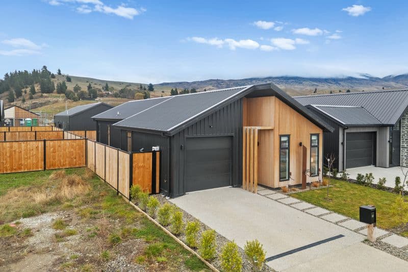 60 Wooing Tree Avenue, Cromwell, Central Otago