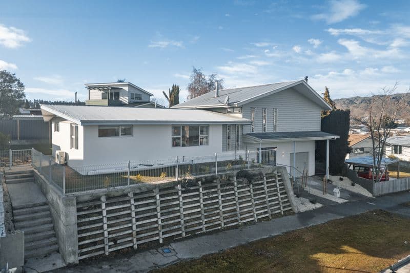 99 Ventry Street, Alexandra, Central Otago, Otago | Tall Poppy 