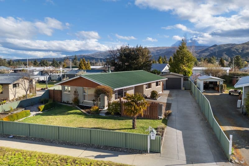 77 Fache Street, Clyde, Central Otago, Otago | Tall Poppy 
