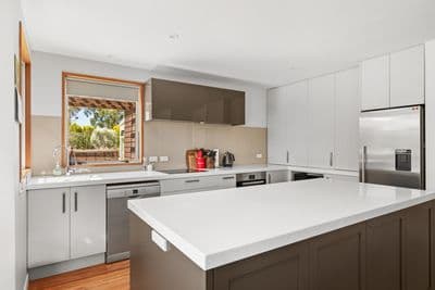 190 Airport Road, Alexandra, Central Otago, Otago | Tall Poppy 