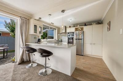 15 Brandon Street, Alexandra, Central Otago, Otago | Tall Poppy 