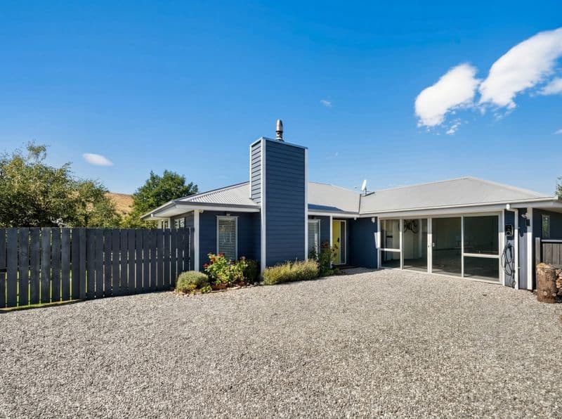 1 Elizabeth Place, Clyde, Central Otago, Otago | Tall Poppy 