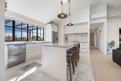 129 Hall Road, Bannockburn, Central Otago, Otago | Tall Poppy 