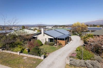 135 Hazlett Street, Clyde, Central Otago, Otago | Tall Poppy 