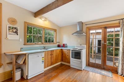 32 Aylmer Street, Somerfield, Christchurch City, Canterbury | Tall Poppy 
