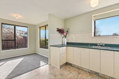 2A Thistledown Place, Woolston, Christchurch City, Canterbury | Tall Poppy 