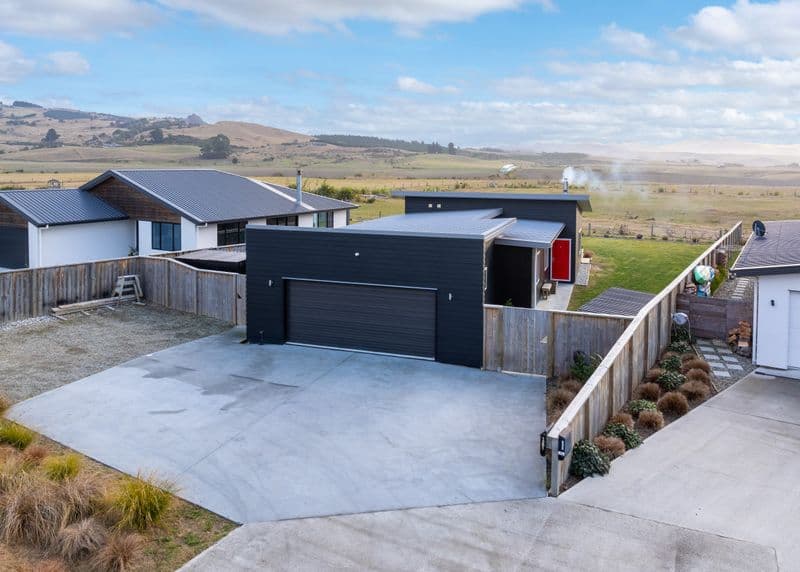 1261 Coast Road, Karitane, Dunedin City, Otago Tall Poppy property