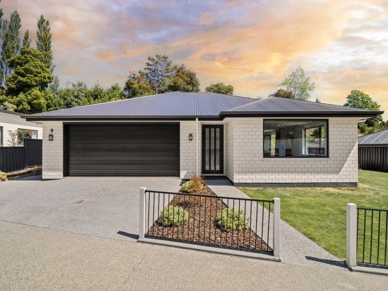 9 Rose Drive, Concord, Dunedin City