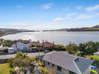 7 Kiwi Street, Saint Leonards, Dunedin City, Otago | Tall Poppy 