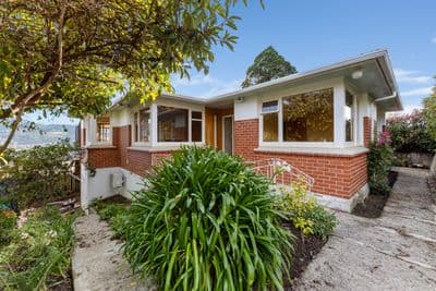 33 District Road, Roseneath, Dunedin City, Otago | Tall Poppy 