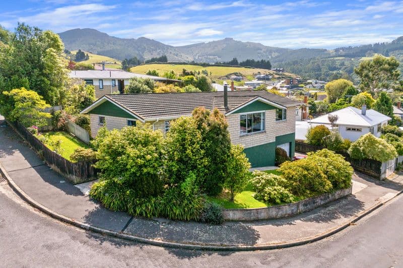 4 Springdon Avenue, Sawyers Bay, Dunedin City