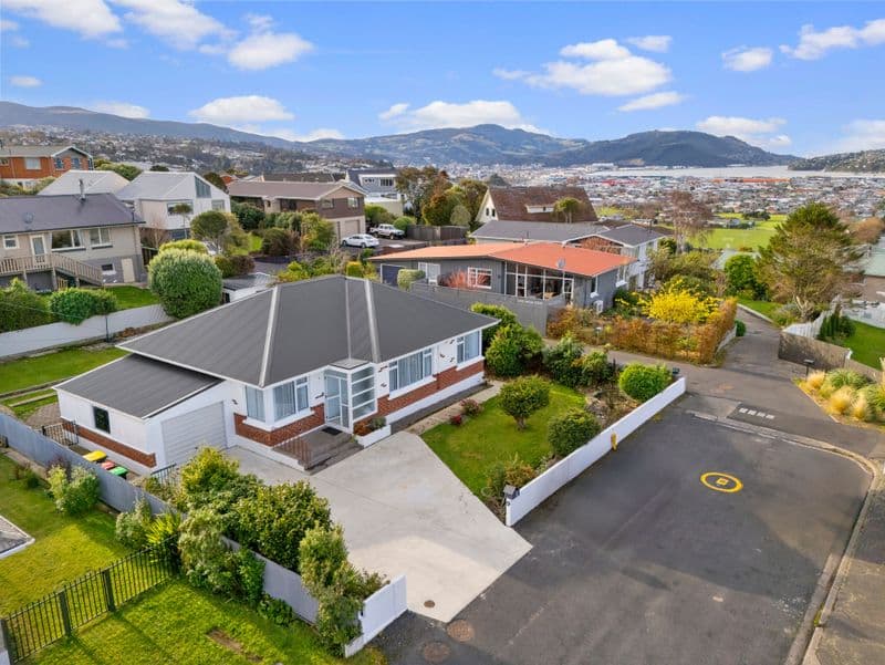 9 Winston Place, Kew, Dunedin City
