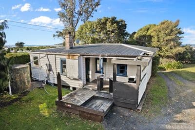 3 Peace Street, Taieri Mouth, Clutha, Otago | Tall Poppy 