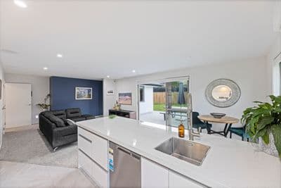 9 Glendermid Close, Sawyers Bay, Dunedin City, Otago | Tall Poppy 