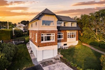 7 Lock Street, Saint Clair, Dunedin City, Otago | Tall Poppy 