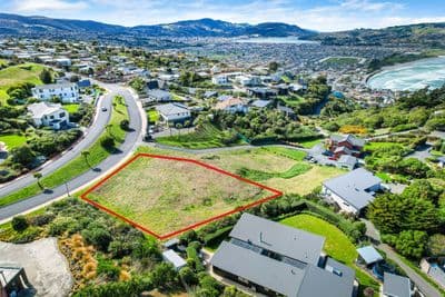 13 Highgrove, Saint Clair, Dunedin City, Otago | Tall Poppy 