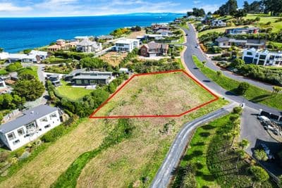 13 Highgrove, Saint Clair, Dunedin City, Otago | Tall Poppy 