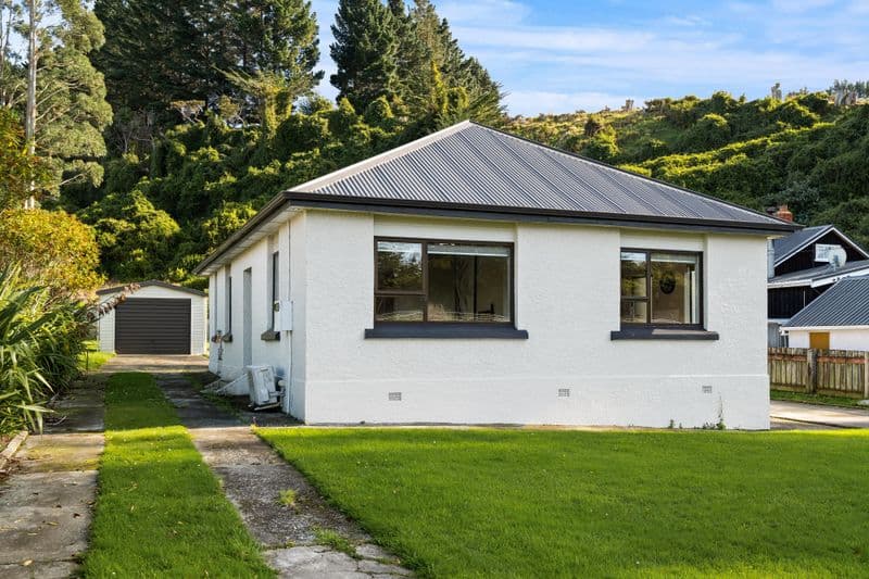 89 Blanket Bay Road, Sawyers Bay, Dunedin City, Otago | Tall Poppy 