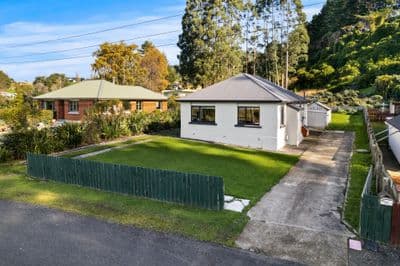 89 Blanket Bay Road, Sawyers Bay, Dunedin City, Otago | Tall Poppy 