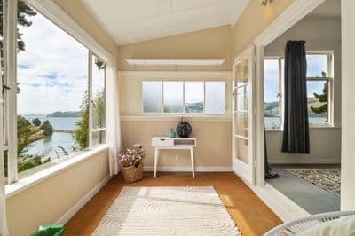 1A Burkes Drive, Saint Leonards, Dunedin City, Otago | Tall Poppy 