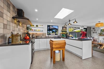 729 Brighton Road, Ocean View, Dunedin City, Otago | Tall Poppy 