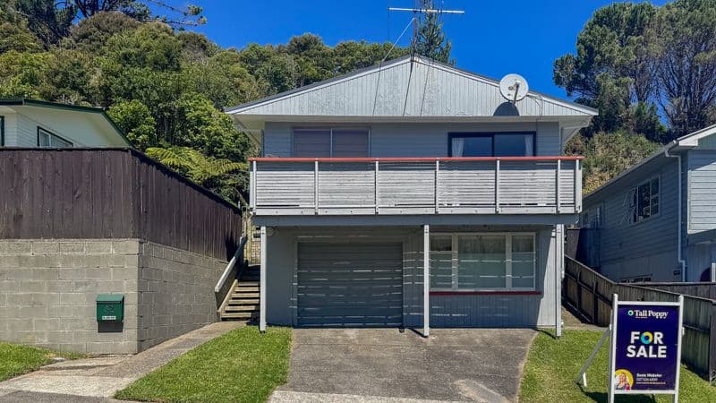 32 Kingsley Street, Stokes Valley, Lower Hutt City
