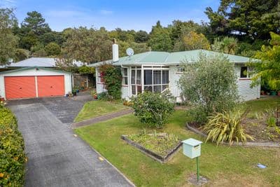 32 Pempsey Street, Silverstream, Upper Hutt City, Wellington | Tall Poppy 