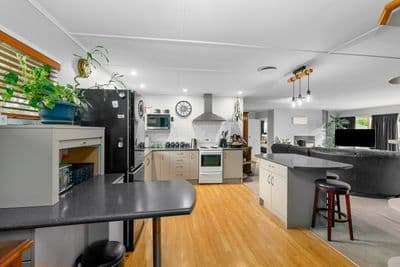 39A Gemstone Drive, Birchville, Upper Hutt City, Wellington | Tall Poppy 