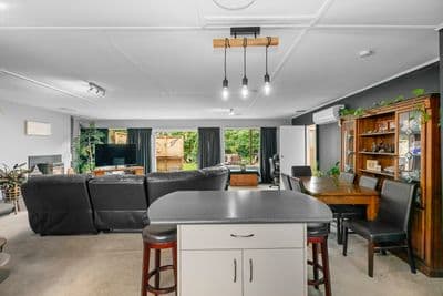 39A Gemstone Drive, Birchville, Upper Hutt City, Wellington | Tall Poppy 