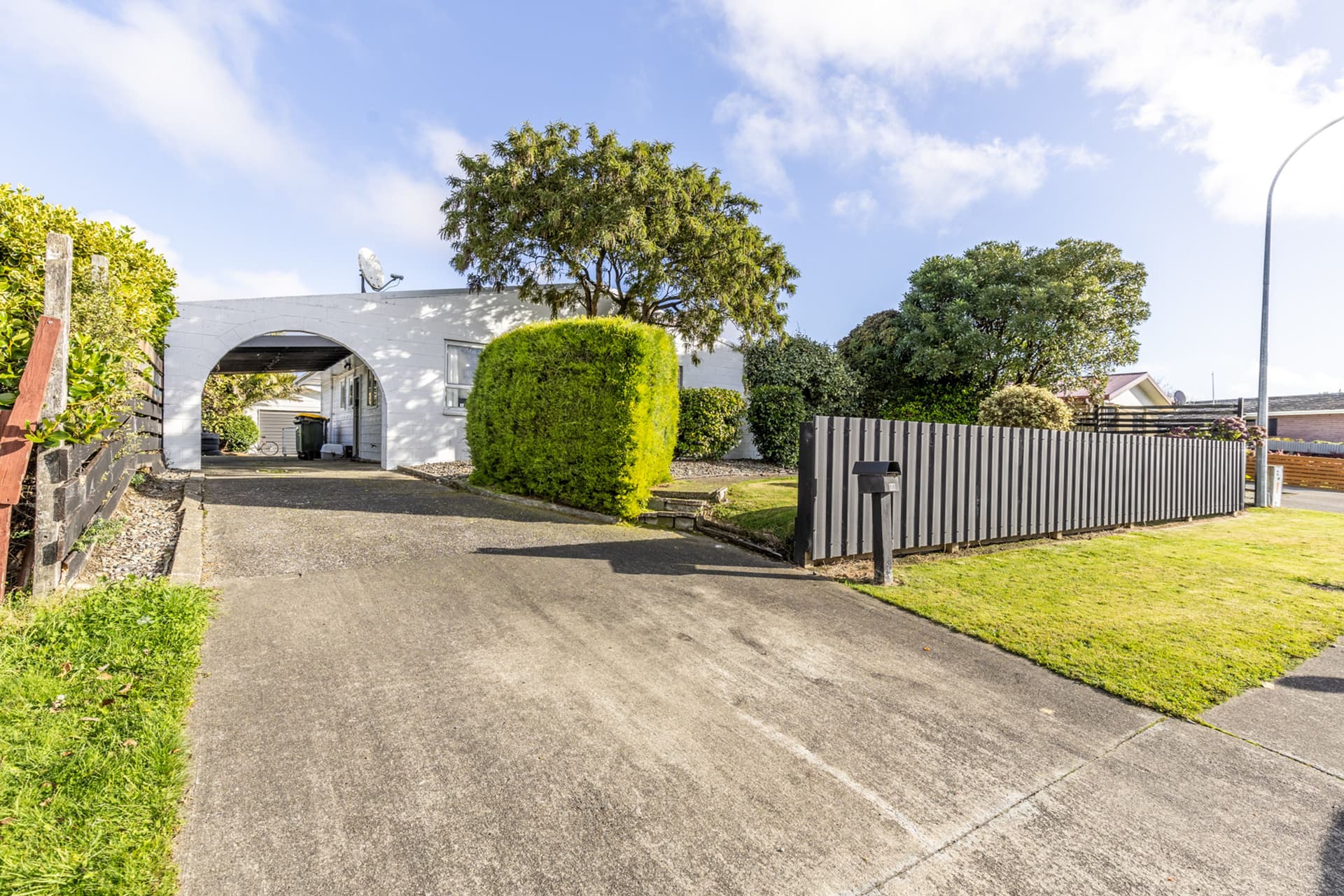 86 Dunbeath Crescent, Kew, Invercargill City, Southland Tall Poppy