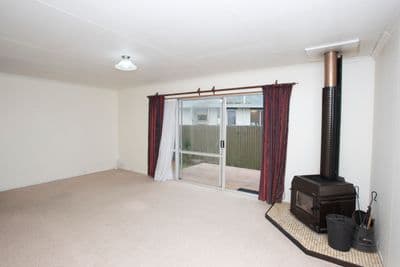 24 Boyne Street, Clifton, Invercargill City, Southland | Tall Poppy 