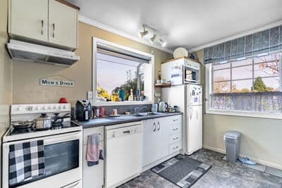 73 Conway Crescent, Glengarry, Invercargill City, Southland | Tall Poppy 